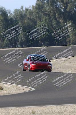 media/Nov-08-2025-Speed Ventures (Sat) [[1c7a6332f5]]/TC B/Session 1 (Turn 3)/